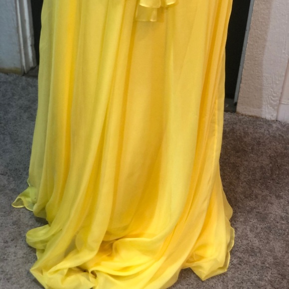 Prom dress - Picture 3 of 4